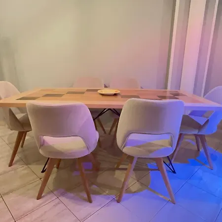 Dioras Apartment. * Тирана