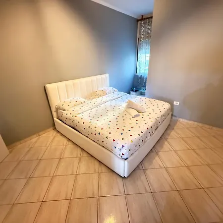 Апартаменты Dioras Apartment.
